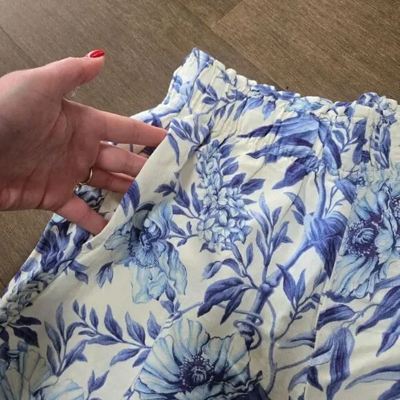 H&M Linen blend shorts size S - Picture 3 of 8